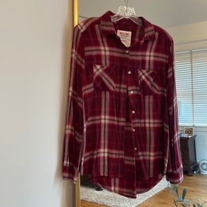 Burgundy plaid long sleeved shirt